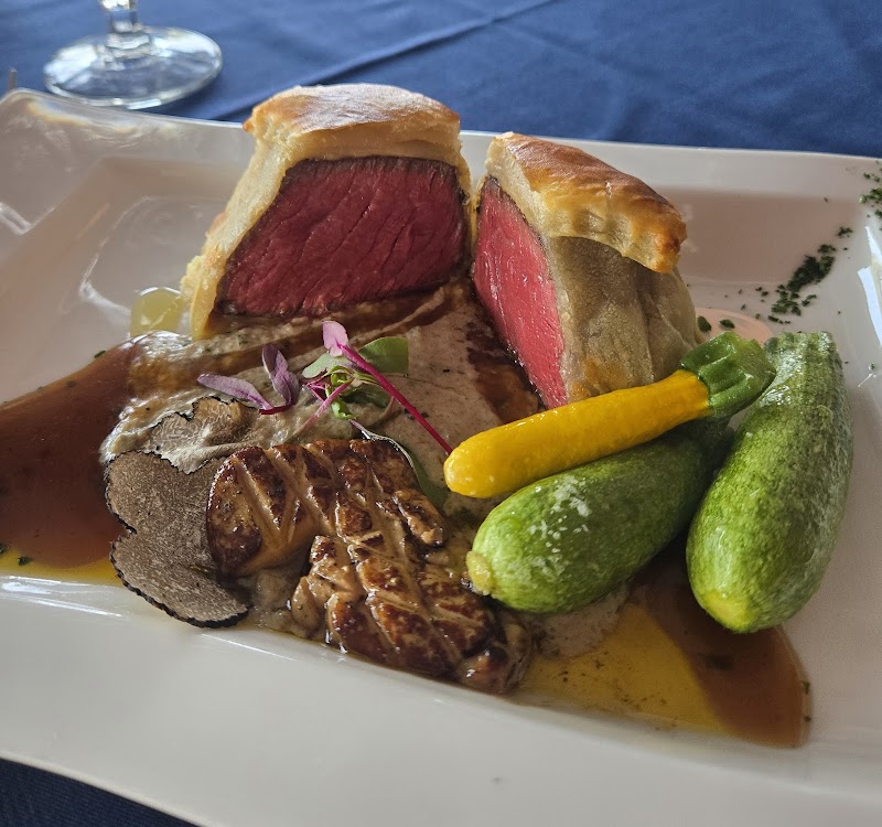 Chez Francois Restaurant & Touche Bistro Cleveland atmosphere
