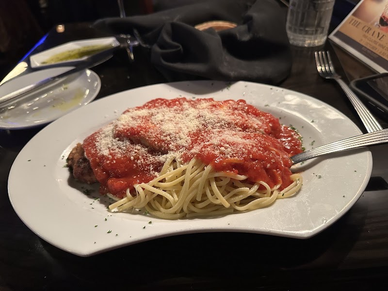 Corleone's Ristorante & Bar Cleveland atmosphere