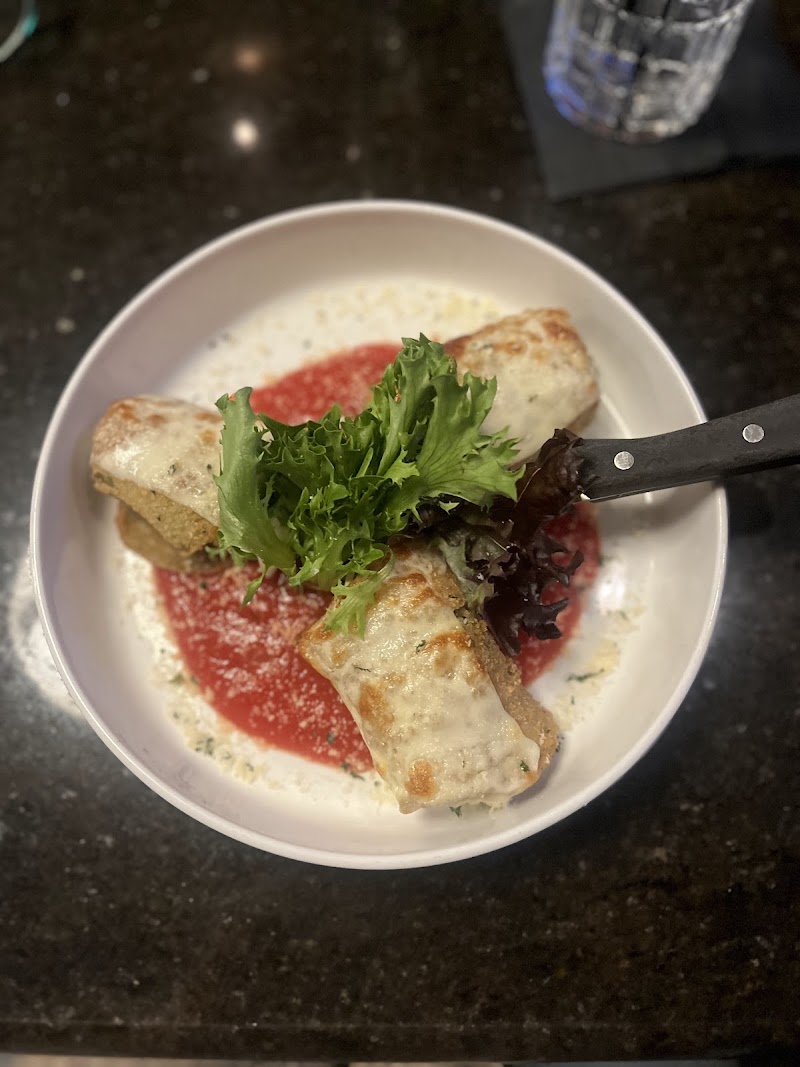 Corleone's Ristorante & Bar Cleveland atmosphere
