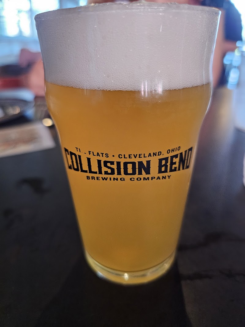 Collision Bend Brewing Company Cleveland Cleveland atmosphere