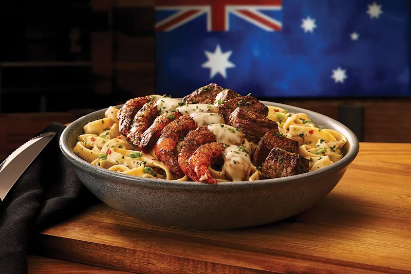 Outback Steakhouse Cleveland atmosphere