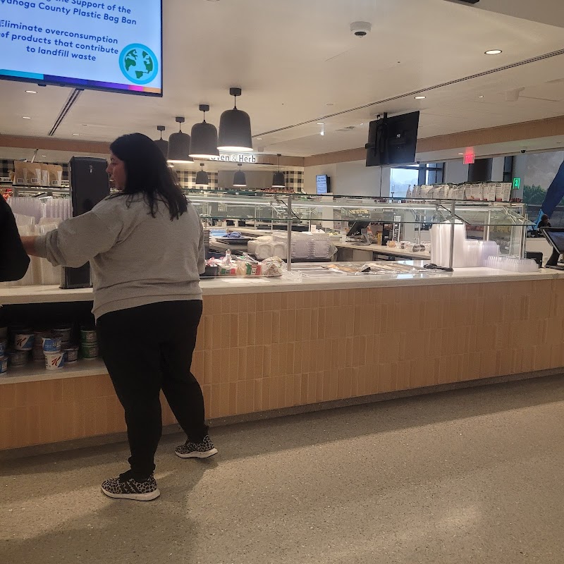 Metro Eats Cafe Cleveland atmosphere