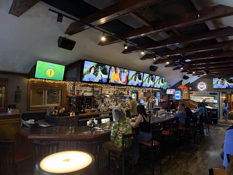 Ironwood Cafe Westlake Cleveland atmosphere