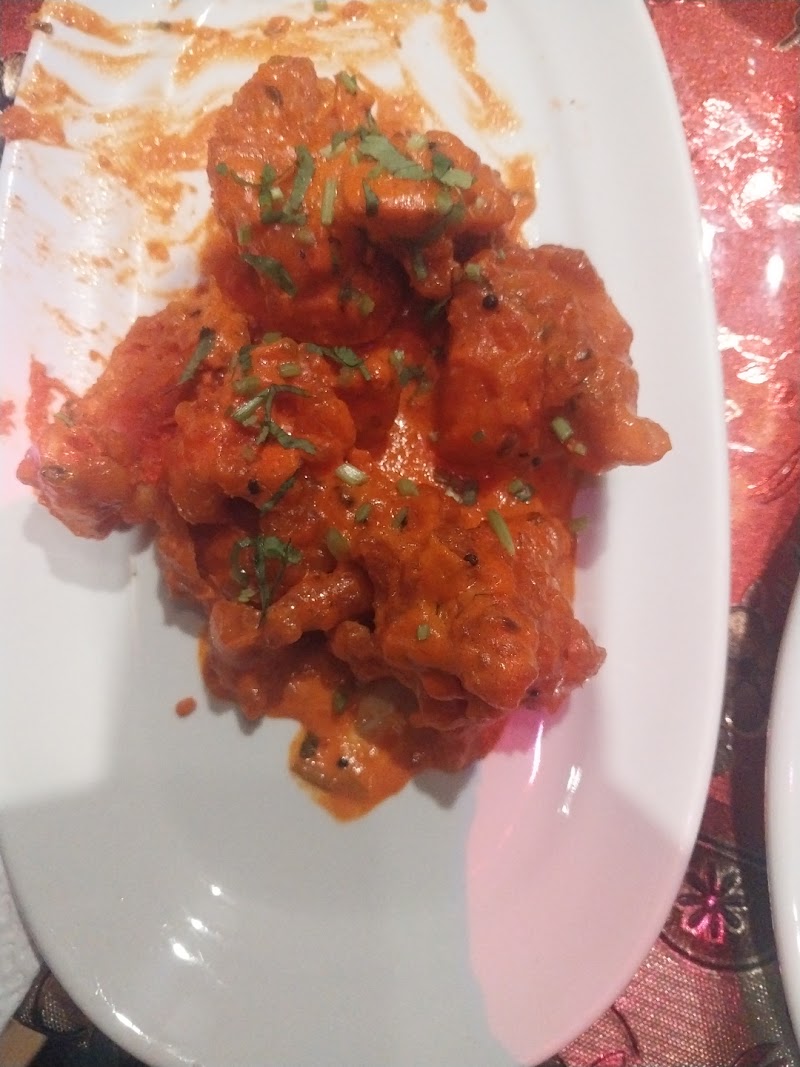 Royal Taste Of Bengal Cleveland atmosphere