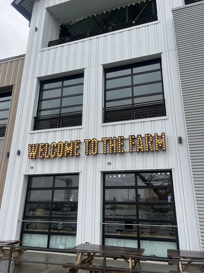Welcome To The Farm Cleveland atmosphere