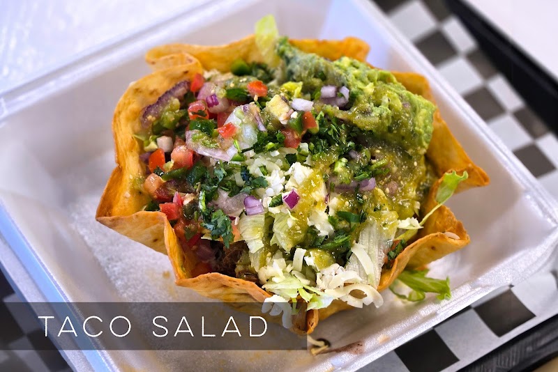 Federales Street Tacos Cleveland atmosphere
