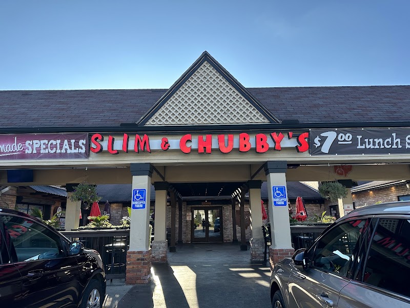 Slim & Chubby's Strongsville Cleveland atmosphere