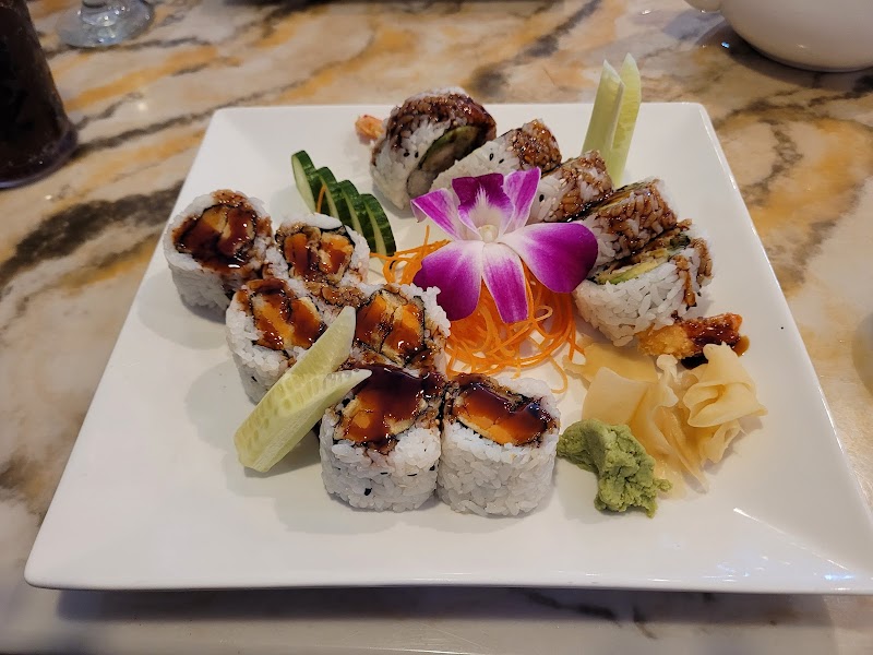 Imperial Garden restaurant Cleveland atmosphere