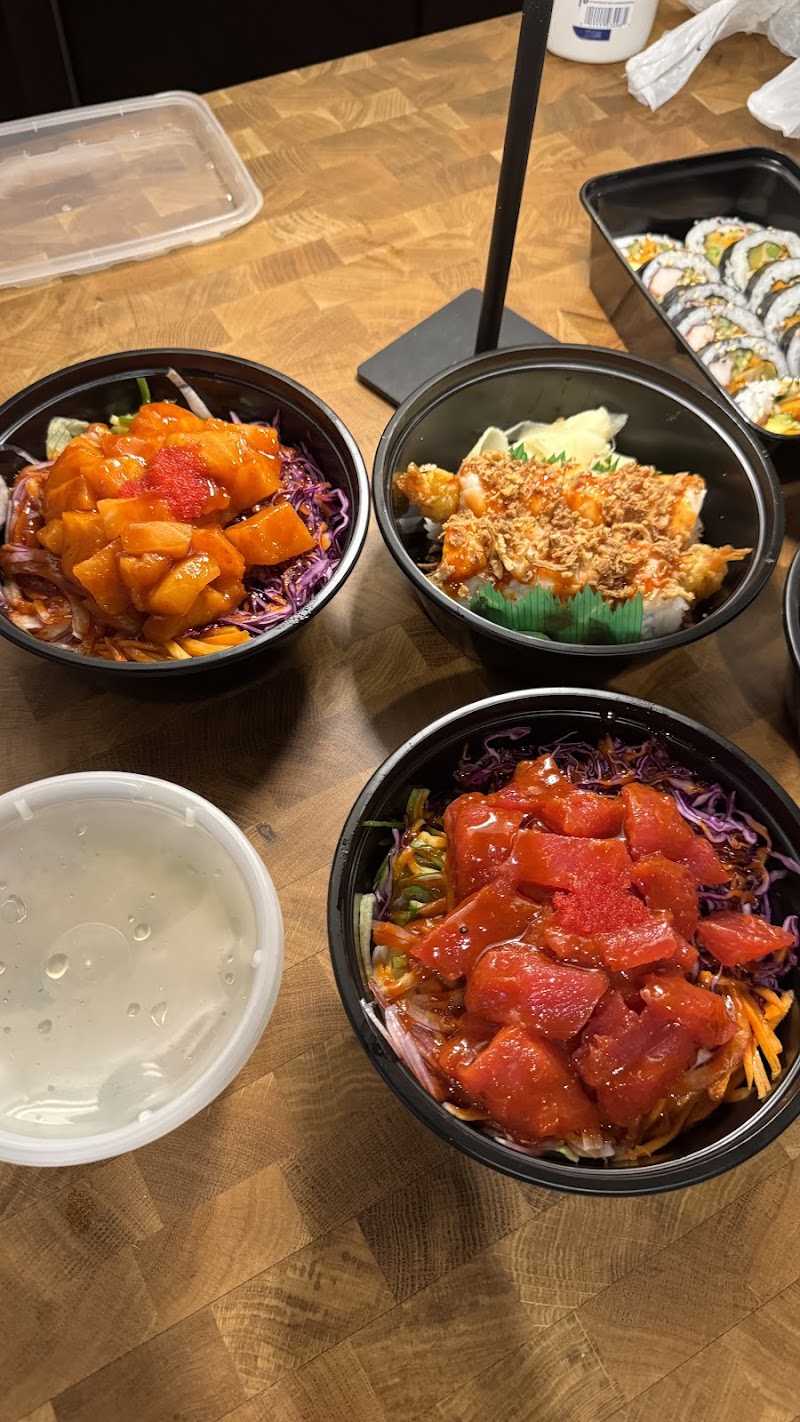 OISHI Cafe Cleveland atmosphere