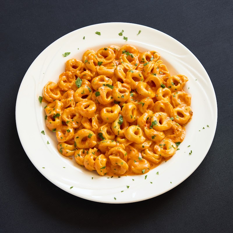 Nonna T's Italian Restaurant Cleveland atmosphere