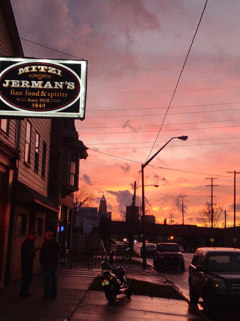 Jerman's Cafe Cleveland atmosphere