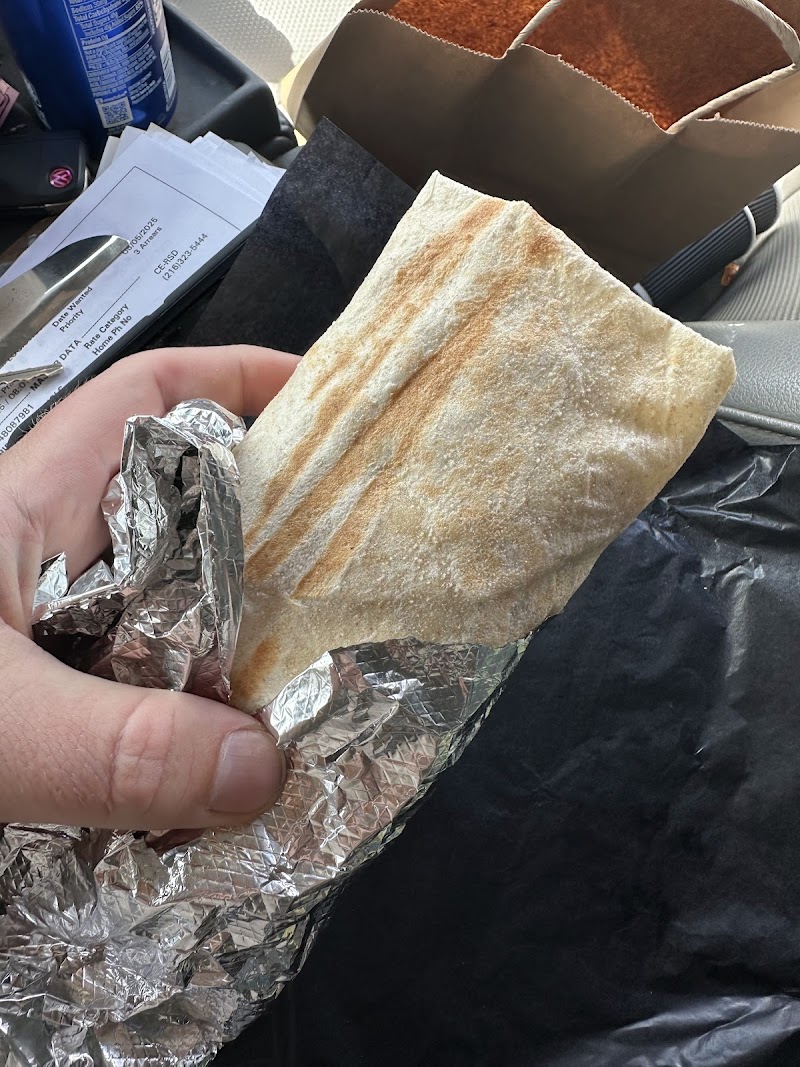 Shawarma Vibes Cleveland atmosphere