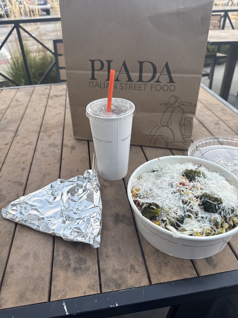 Piada Italian Street Food Cleveland atmosphere