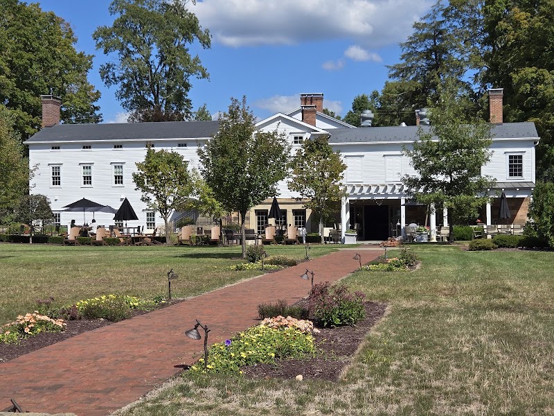 Peter Allen Inn Restaurant, Weddings, Lodging & Events Cleveland atmosphere