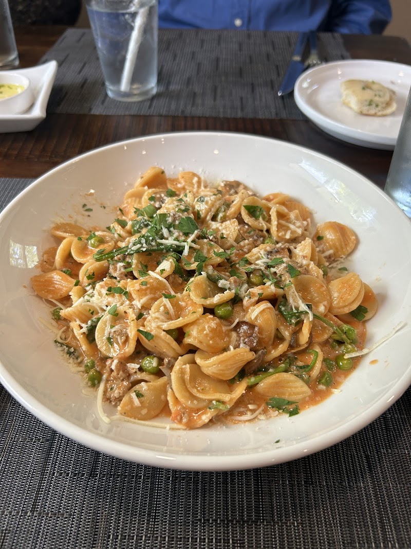 Casa Rosa Cucina Red House Kitchen Cleveland atmosphere