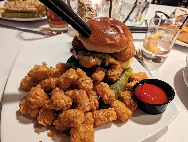 Glenwillow Grille Cleveland atmosphere
