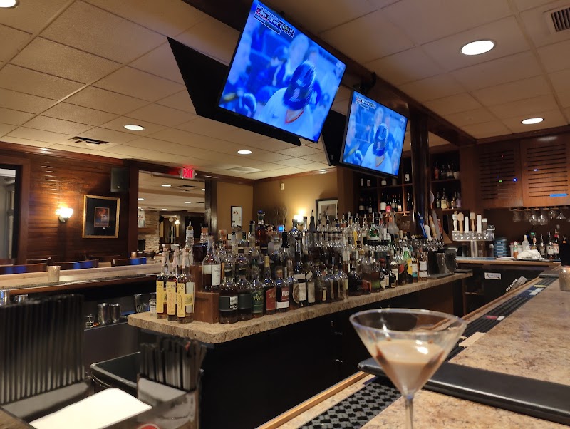 Glenwillow Grille Cleveland atmosphere