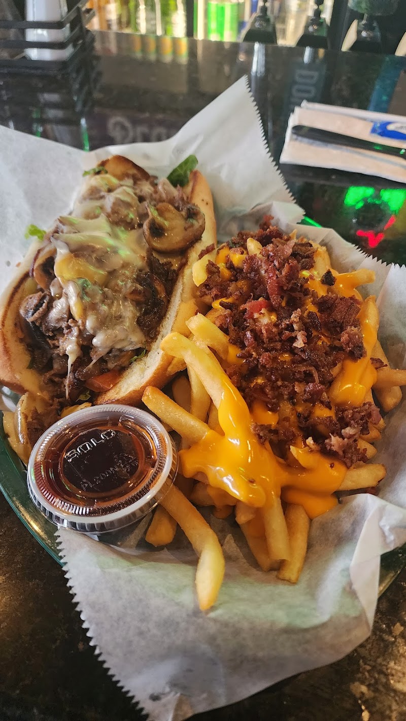 WINGS Sports Bar & Grill Cleveland atmosphere