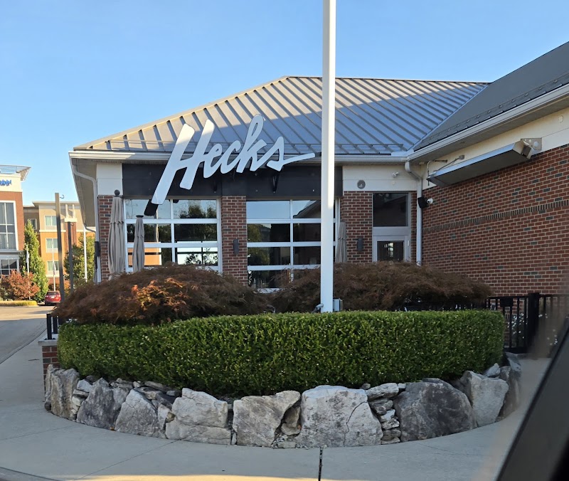 Hecks of Avon Cleveland atmosphere