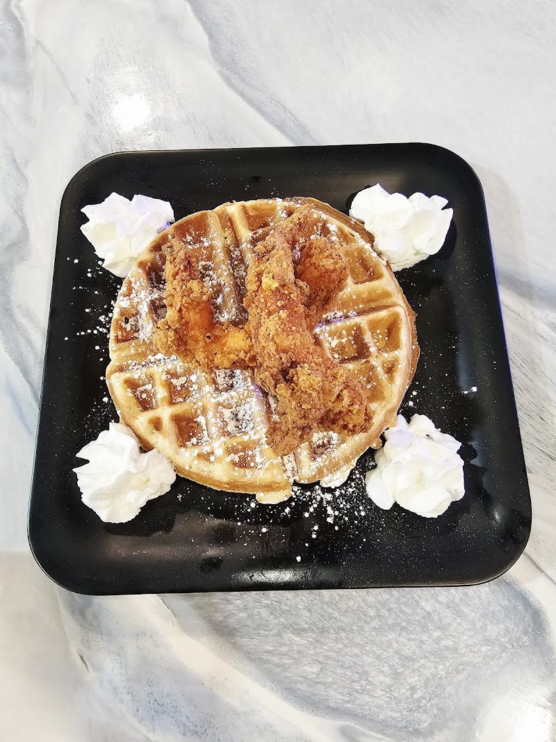 Fraiche brunch bar LLC Cleveland atmosphere