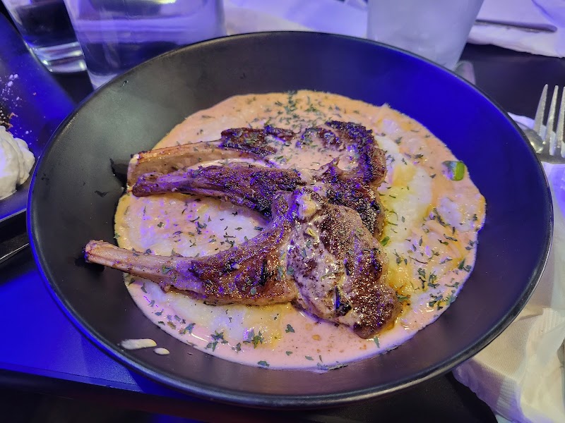 Fraiche brunch bar LLC Cleveland atmosphere