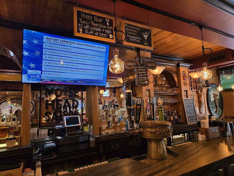 Moosehead Saloon Cleveland atmosphere
