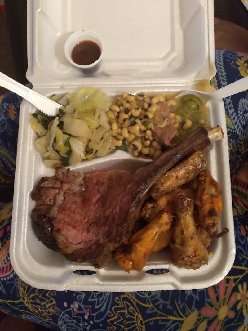 Gram Gram's Soulfood Cleveland food