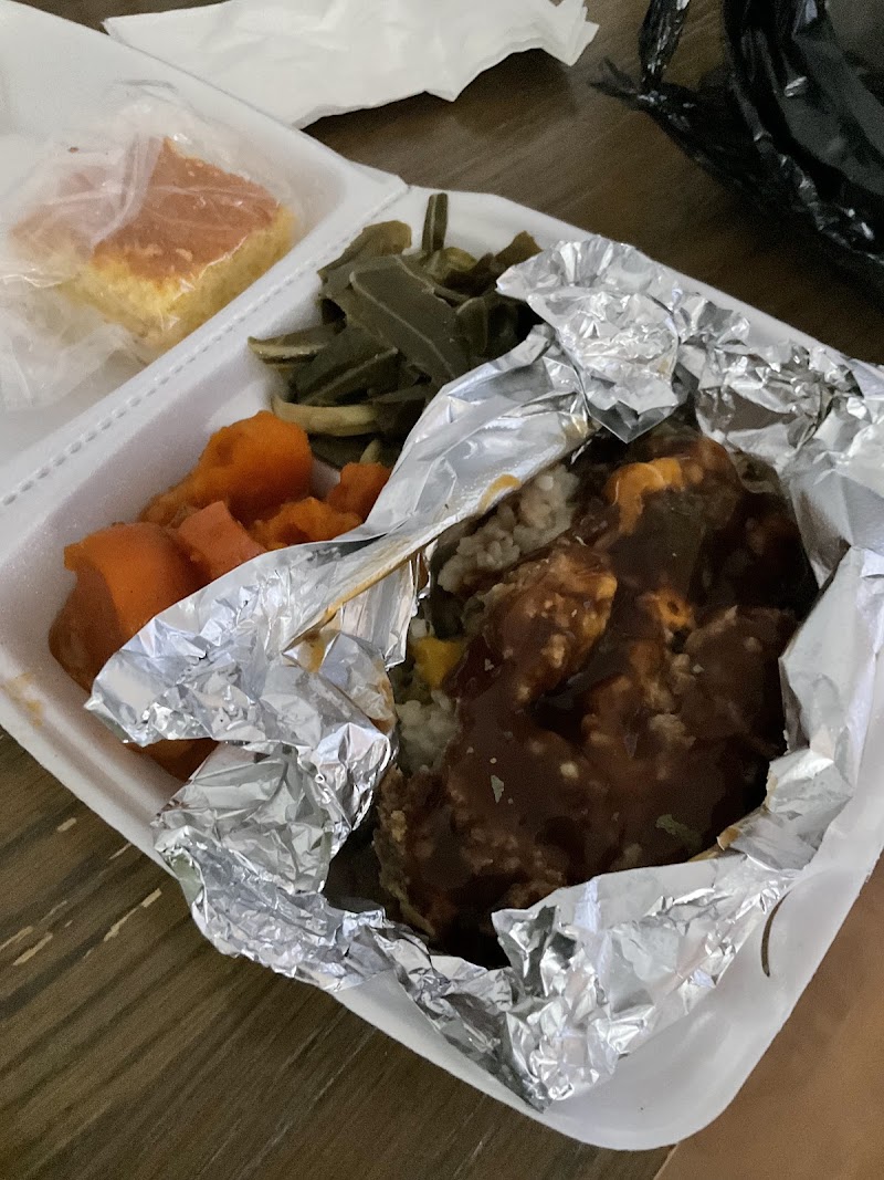 Gram Gram's Soulfood Cleveland atmosphere