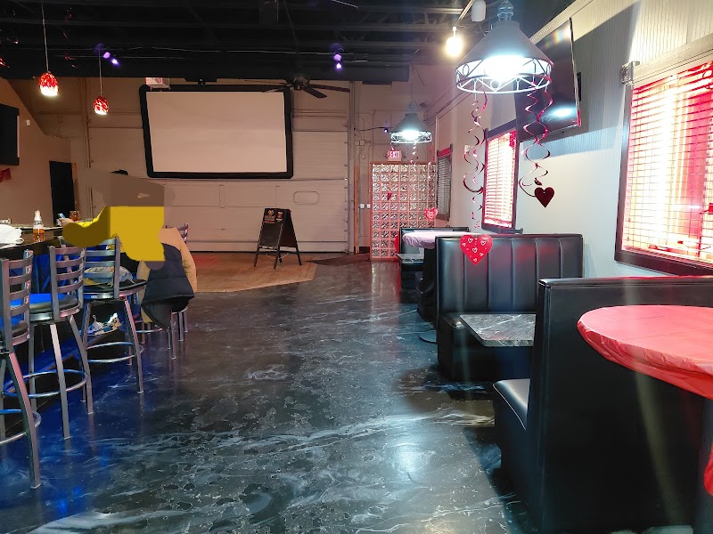 Victory Bistro Ultra Lounge Cleveland atmosphere