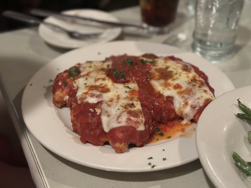 Fratello's Italian Restaurant Cleveland atmosphere