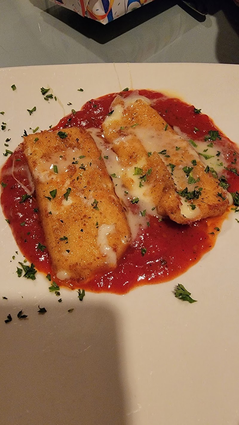 Fratello's Italian Restaurant Cleveland atmosphere