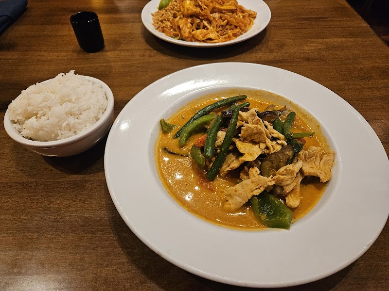 Banana Blossom Thai Cuisine Cleveland atmosphere