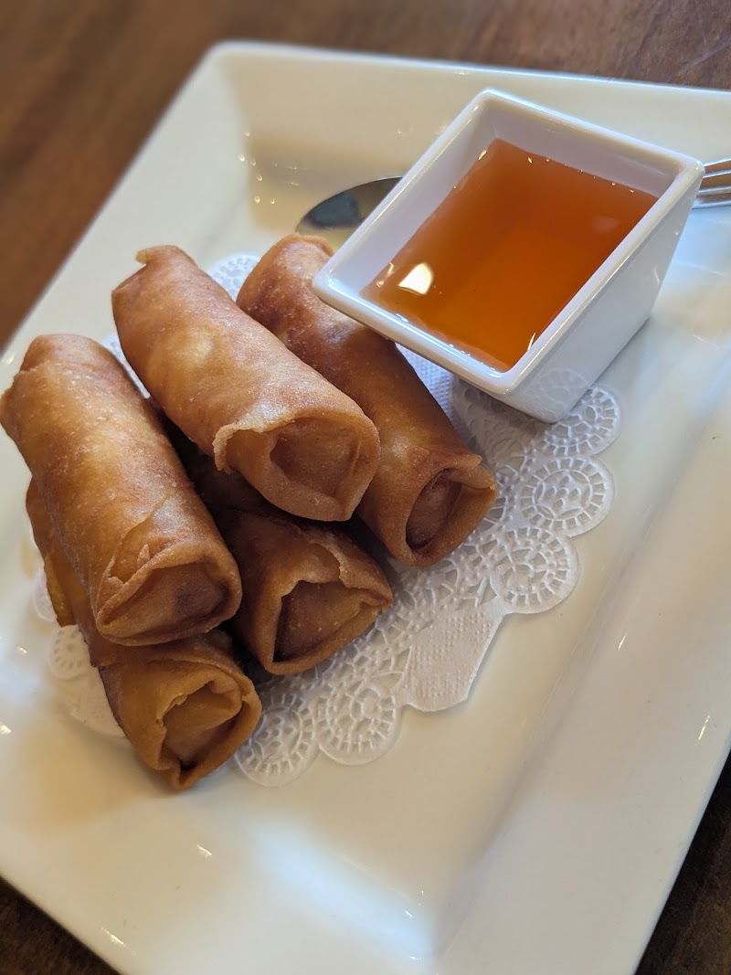 Banana Blossom Thai Cuisine Cleveland atmosphere