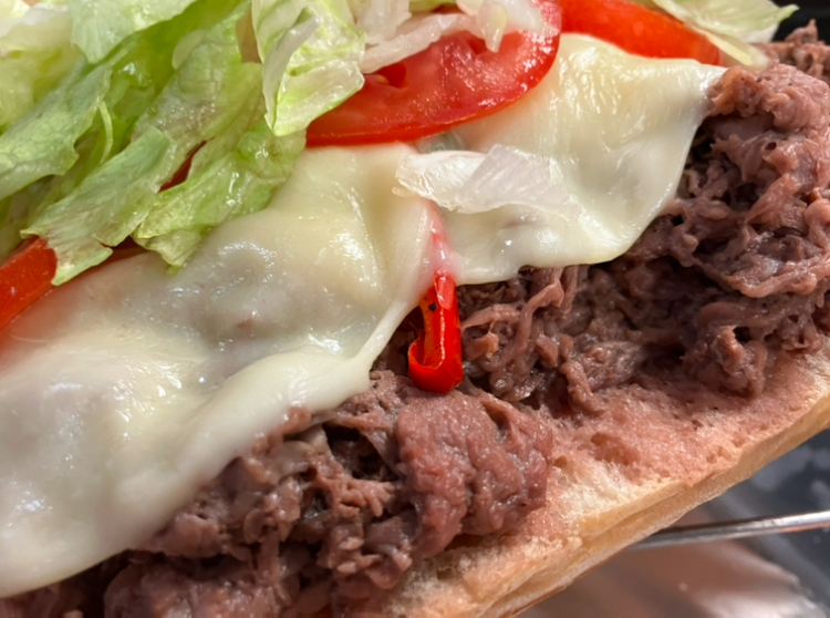 Au Jus Cleveland atmosphere