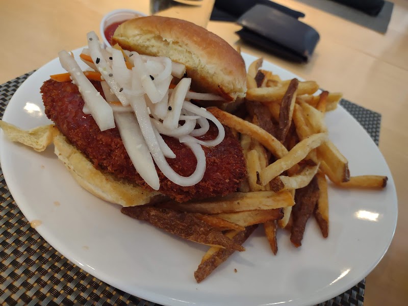 Michelson and Morley Restaurant Cleveland atmosphere
