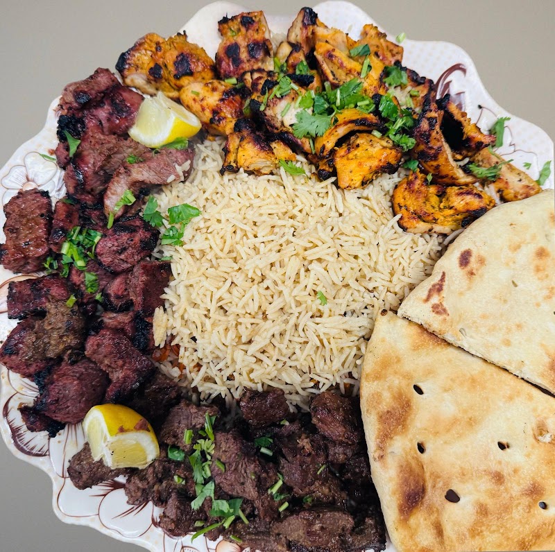 Khan Kitchen House Cleveland atmosphere