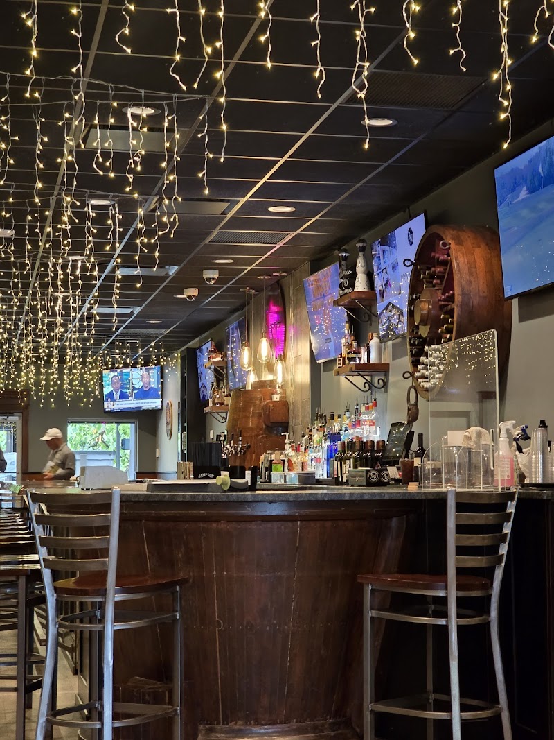 Ridgewood Kitchen & Spirits Cleveland atmosphere