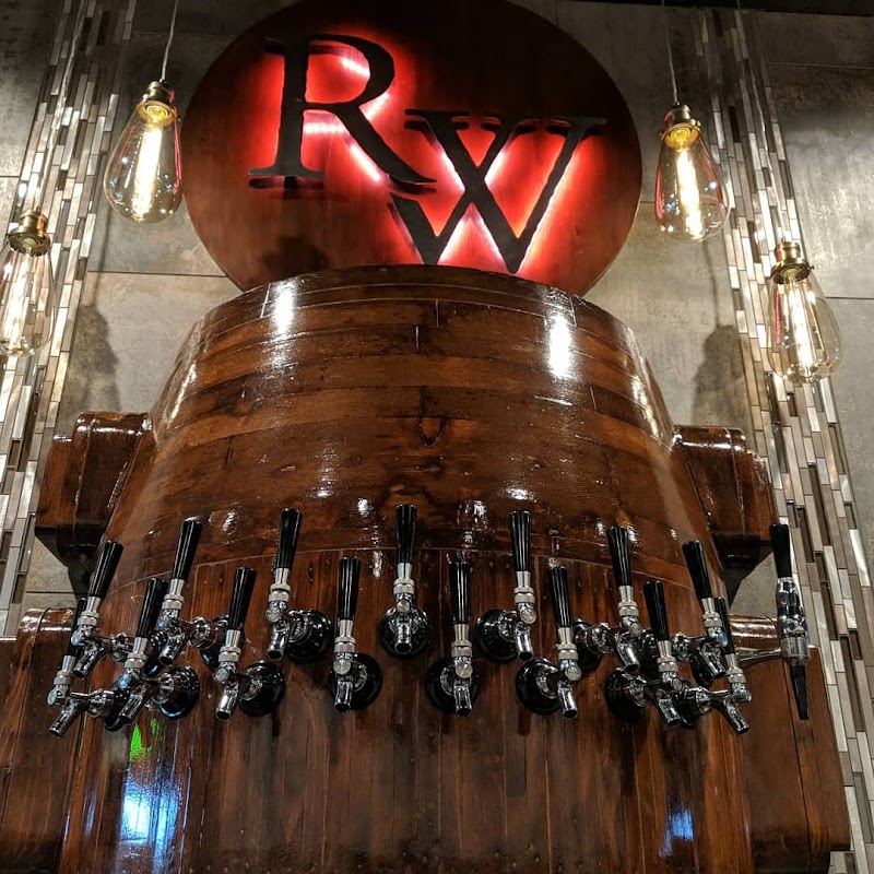 Ridgewood Kitchen & Spirits Cleveland atmosphere