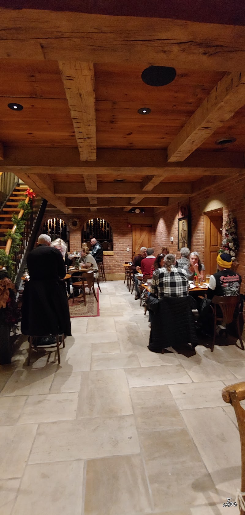 The Tavern at the Peter Allen Inn Cleveland atmosphere