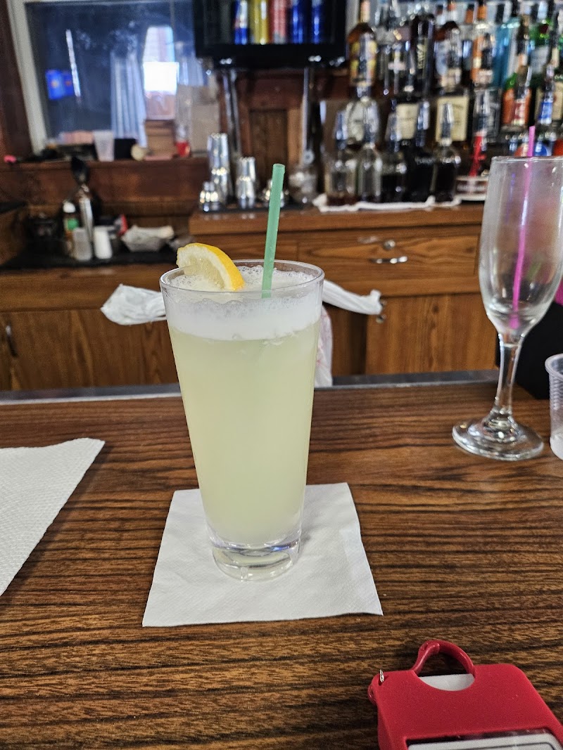 Old World Tavern Cleveland atmosphere