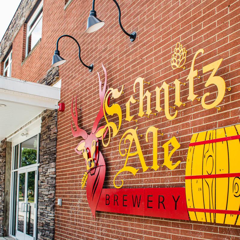 Schnitz Ale Brewery Cleveland atmosphere