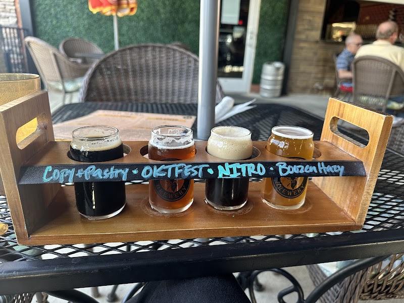 Schnitz Ale Brewery Cleveland atmosphere