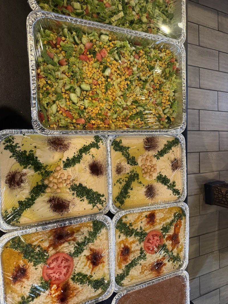 Dar AlYemen Restaurant مطعم دار اليمن Cleveland atmosphere