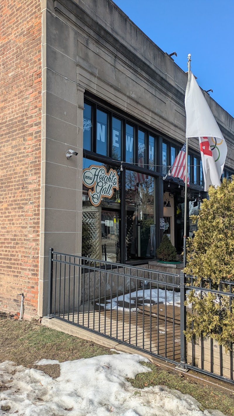 New Heights Grill Cleveland atmosphere