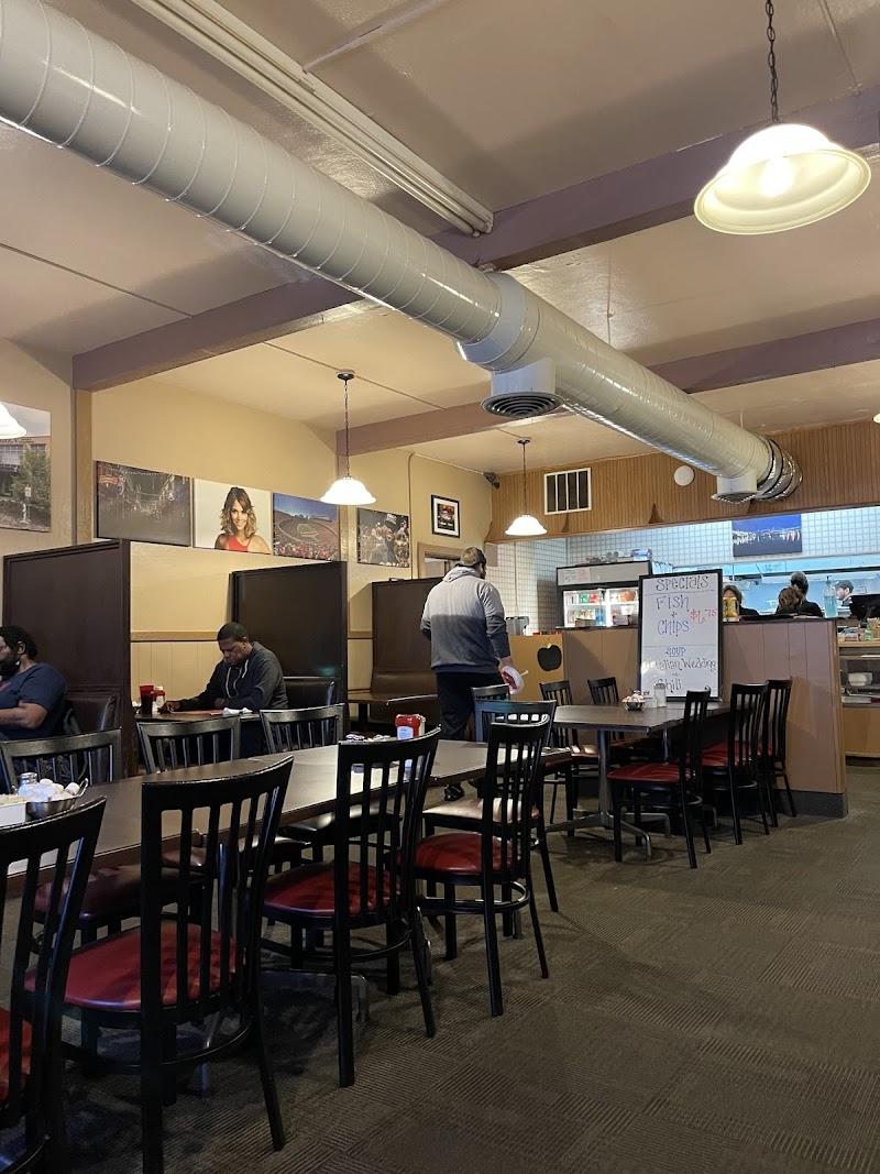 Adam's Place Restaurant Cleveland atmosphere