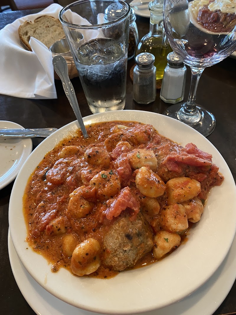 Bruno's Ristorante & Catering Cleveland atmosphere