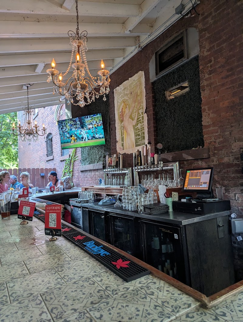 All Saints Public House Cleveland atmosphere