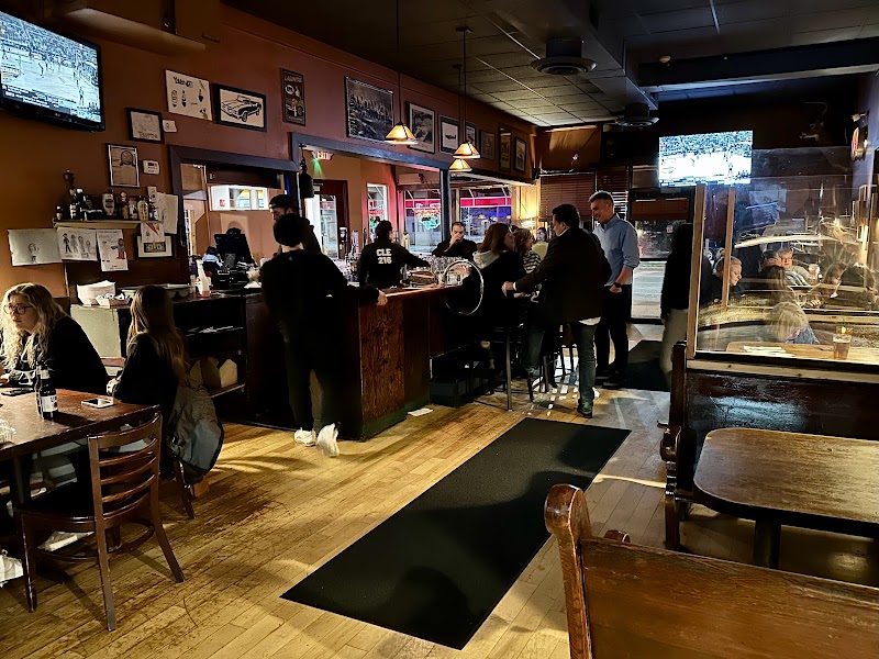 The Tavern Company Cleveland atmosphere