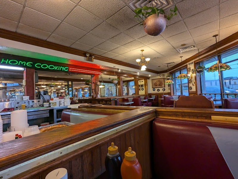 George's Kitchen Cleveland atmosphere