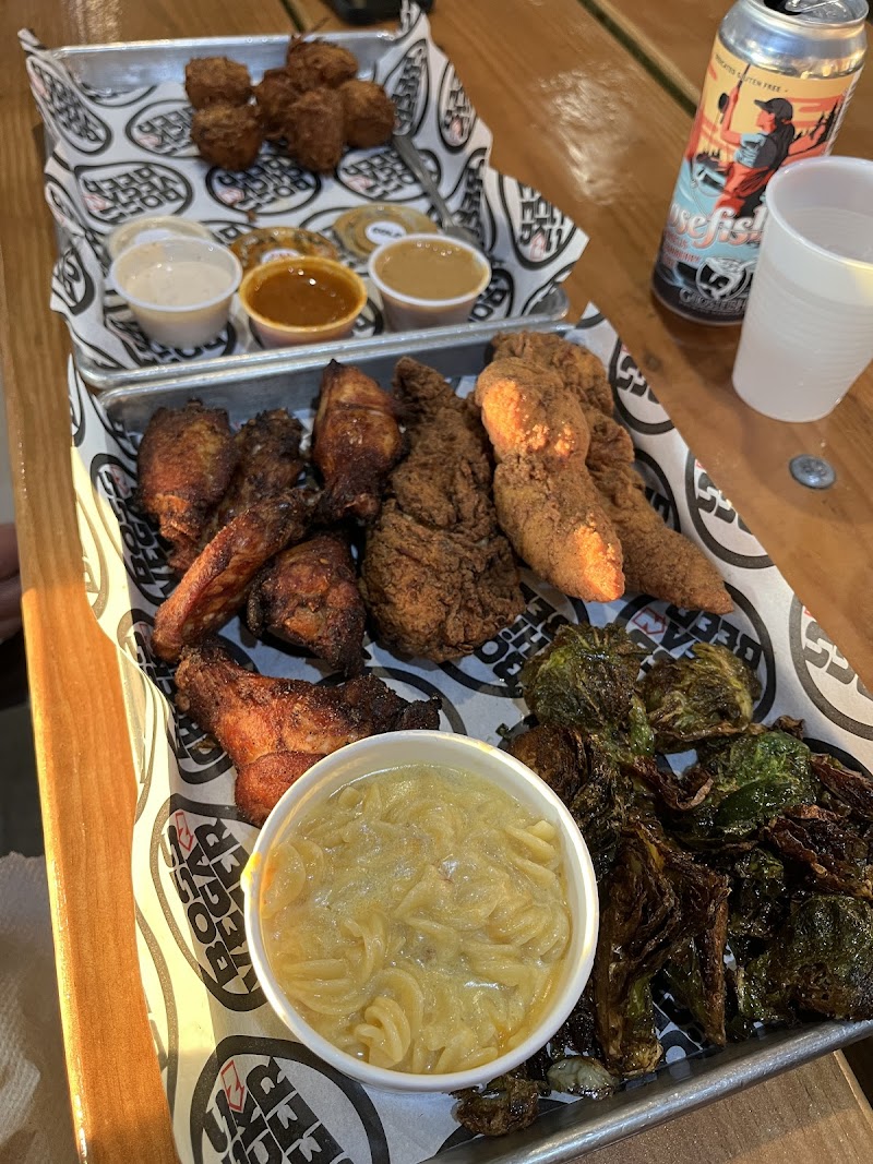Boss ChicknBeer Seven Hills Cleveland atmosphere